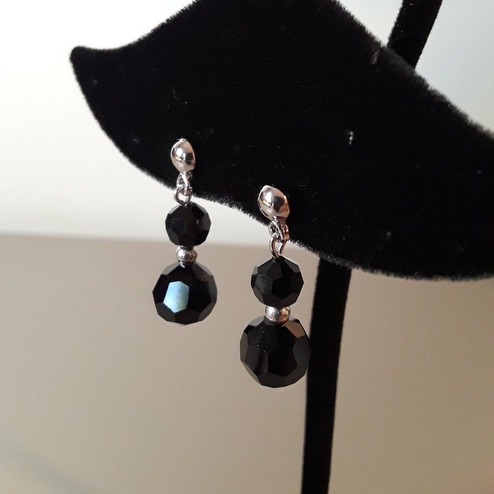 Vintage Black Drop Earrings